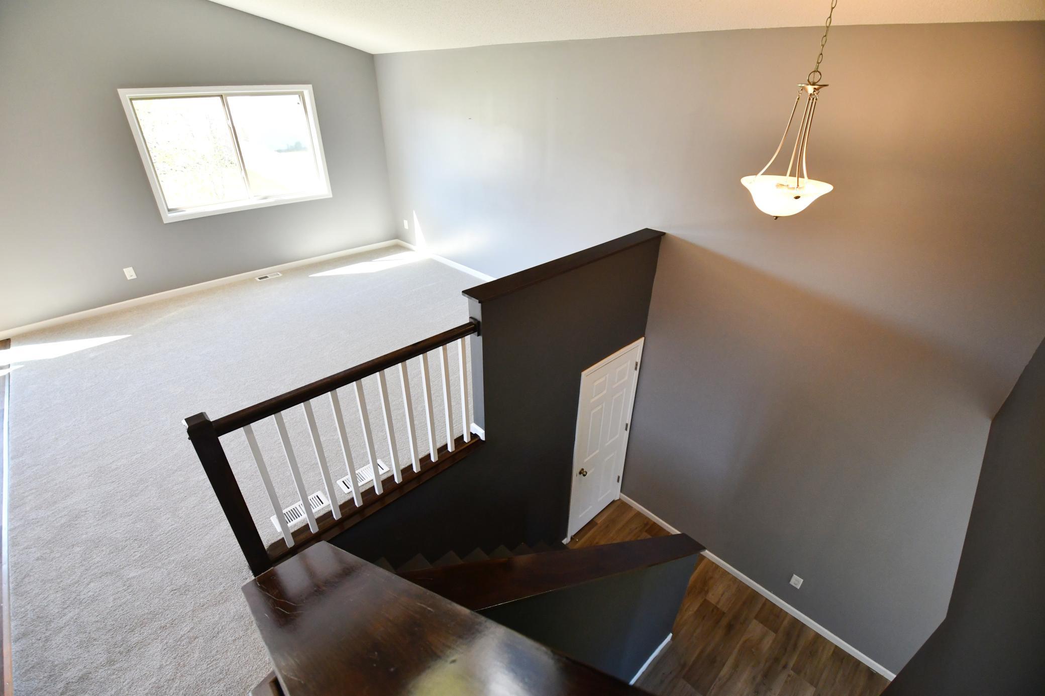 845 Highview Loop SE