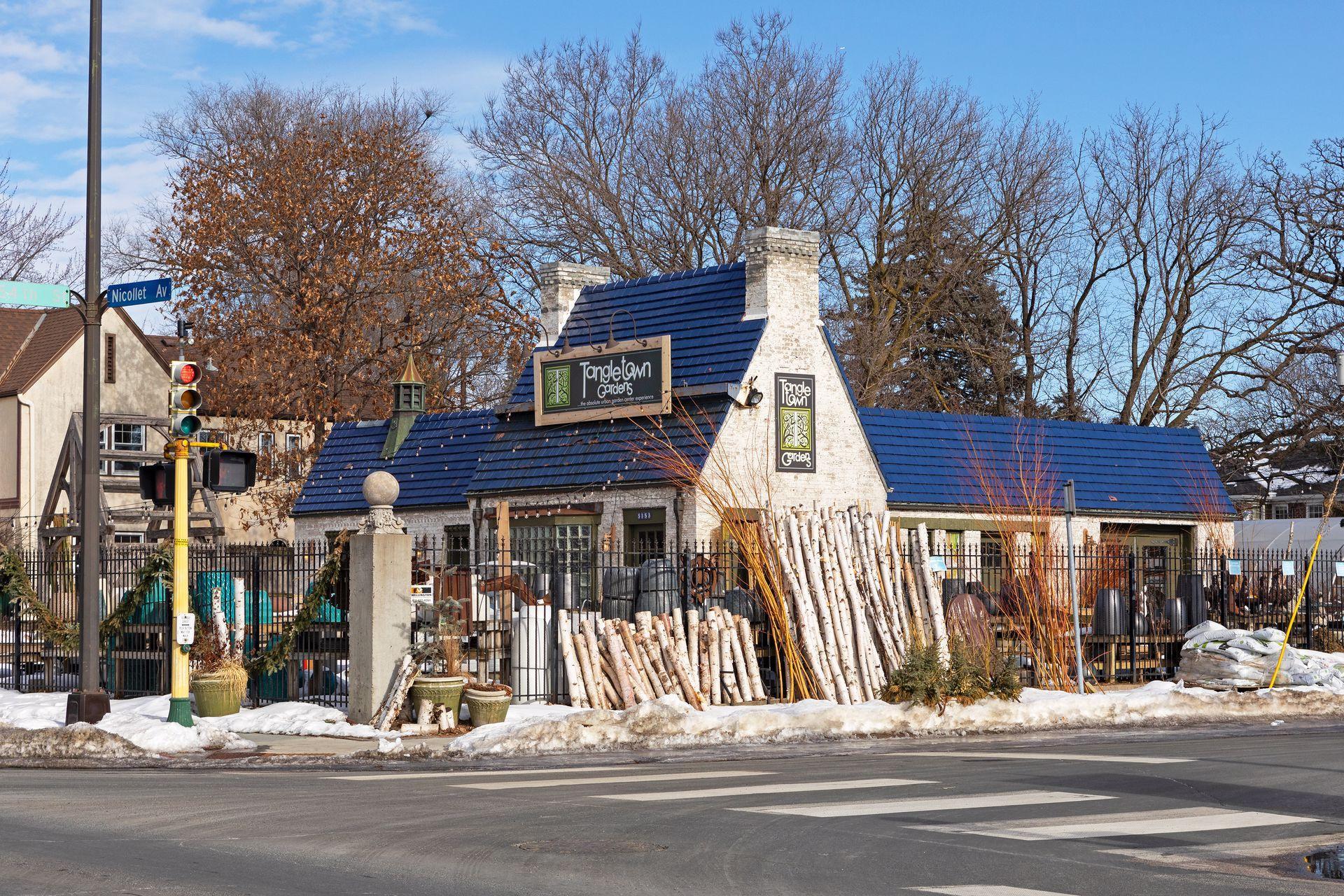 5606 Blaisdell Avenue