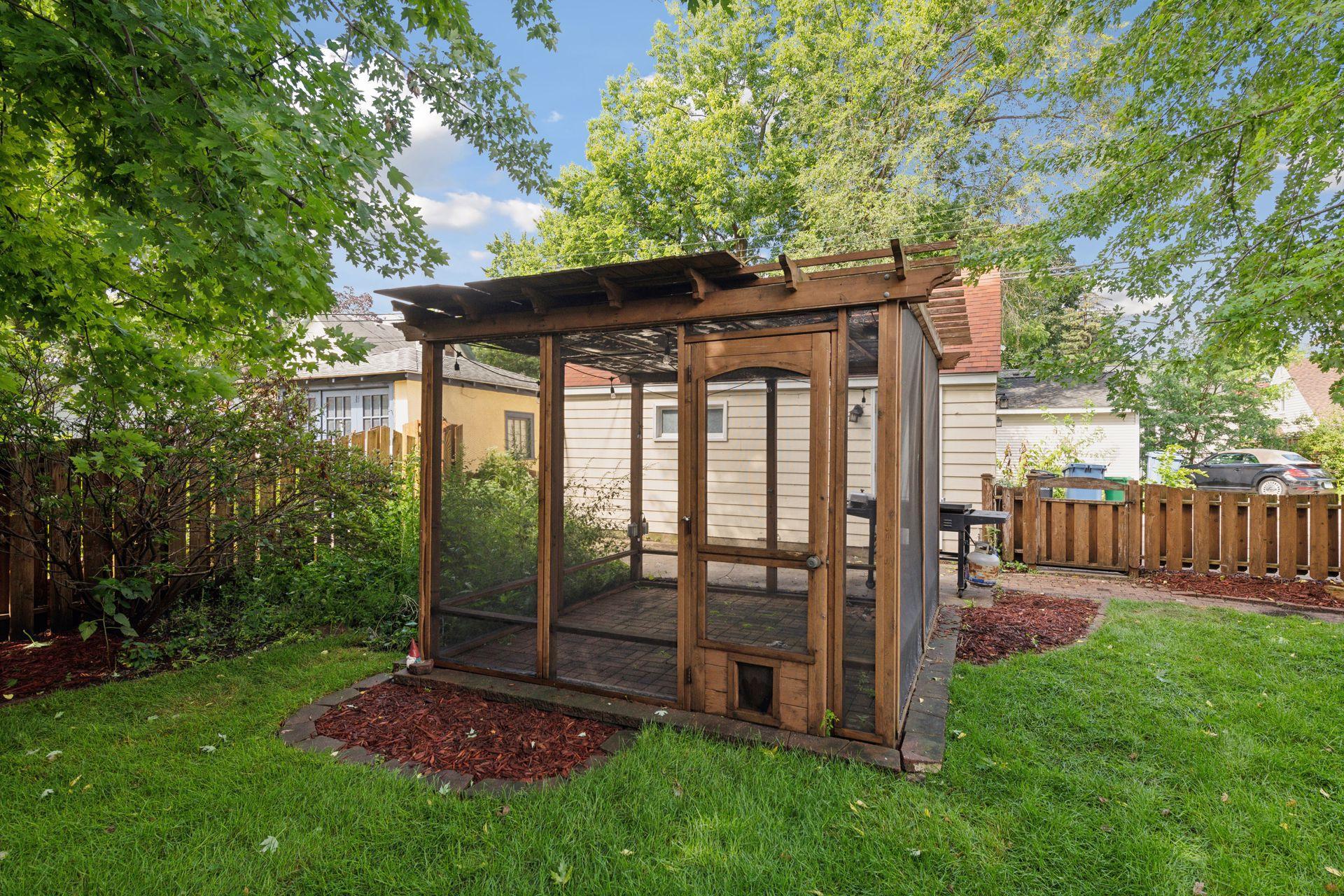 5606 Blaisdell Avenue