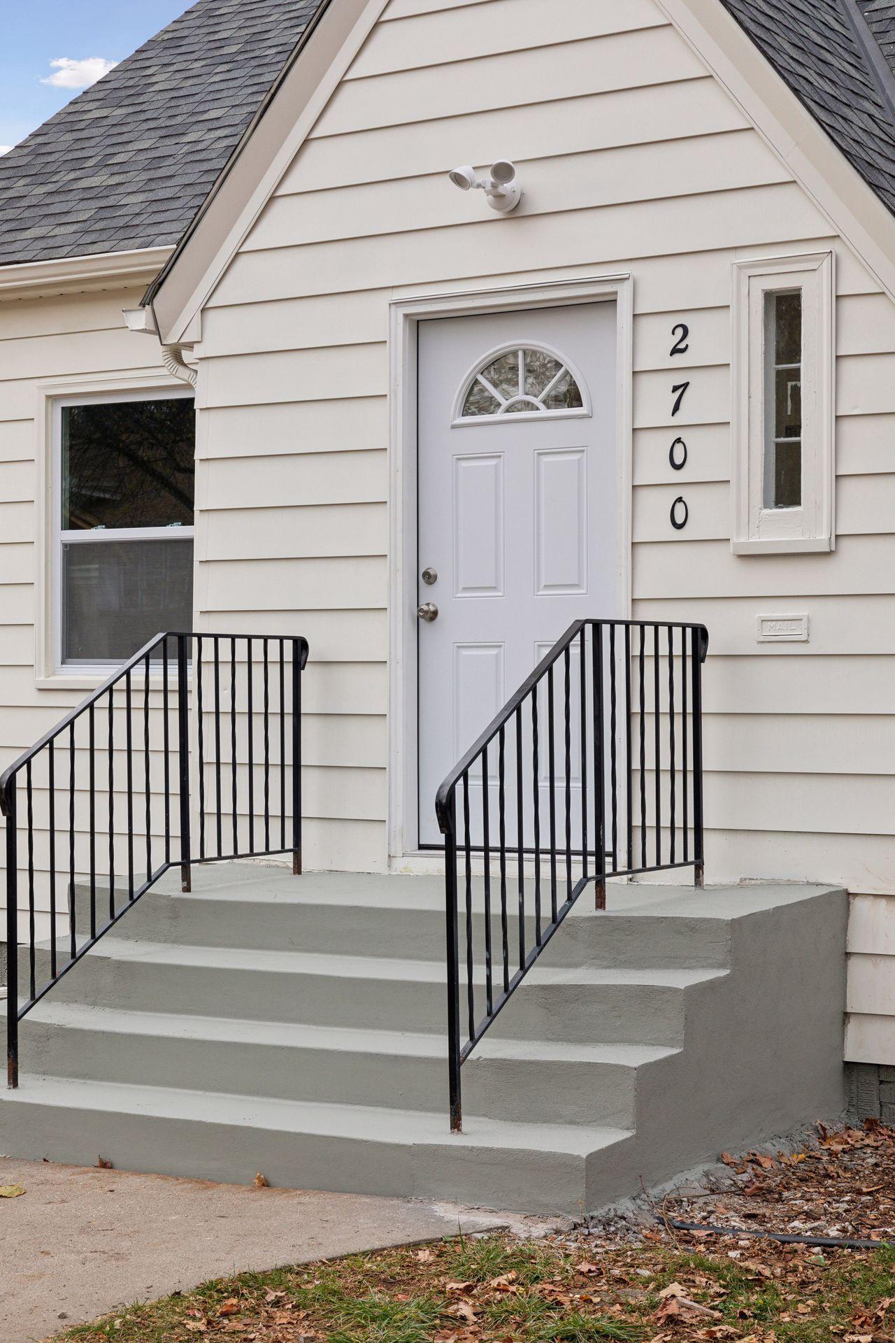 2700 Buchanan Street NE