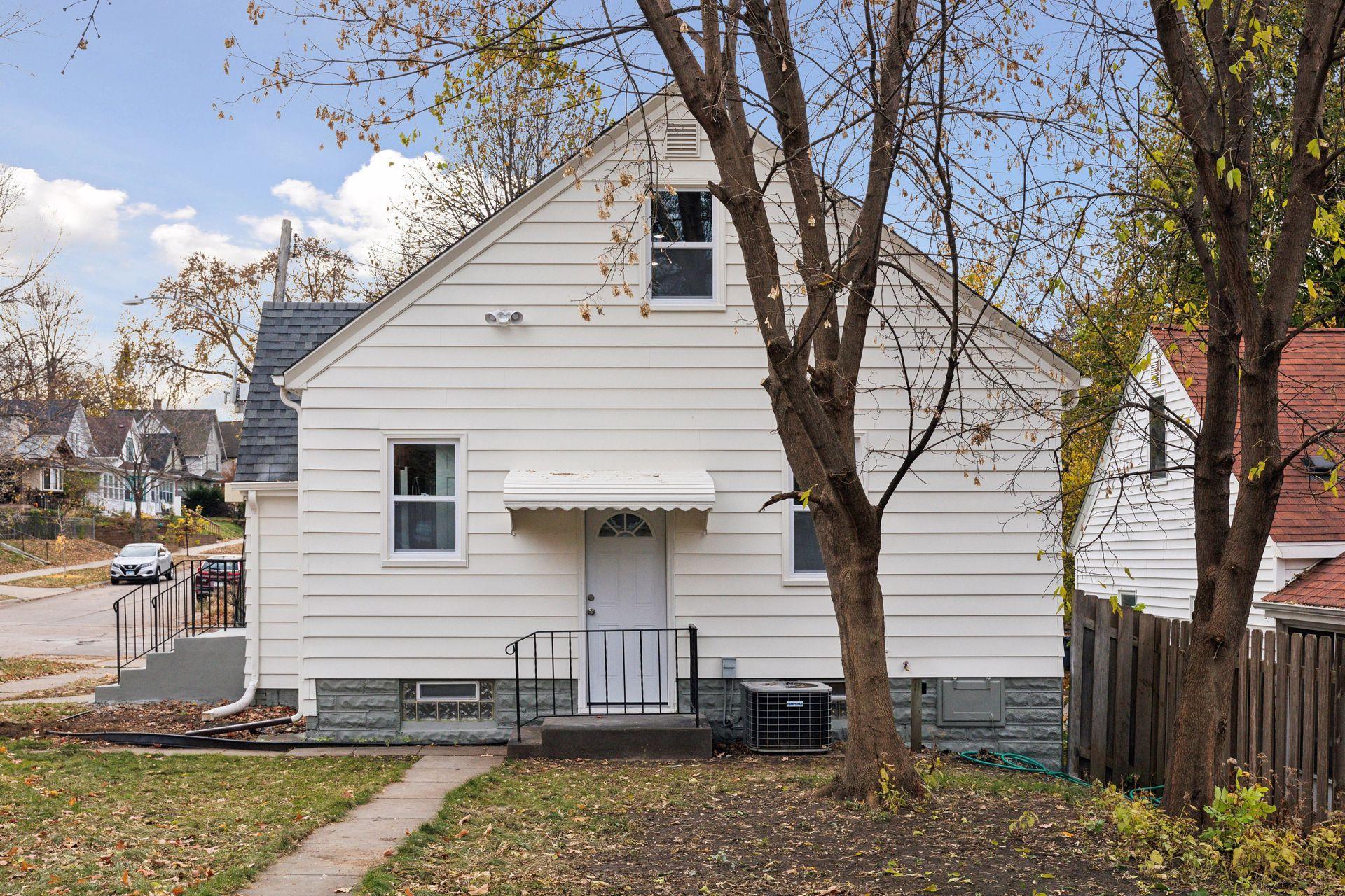 2700 Buchanan Street NE