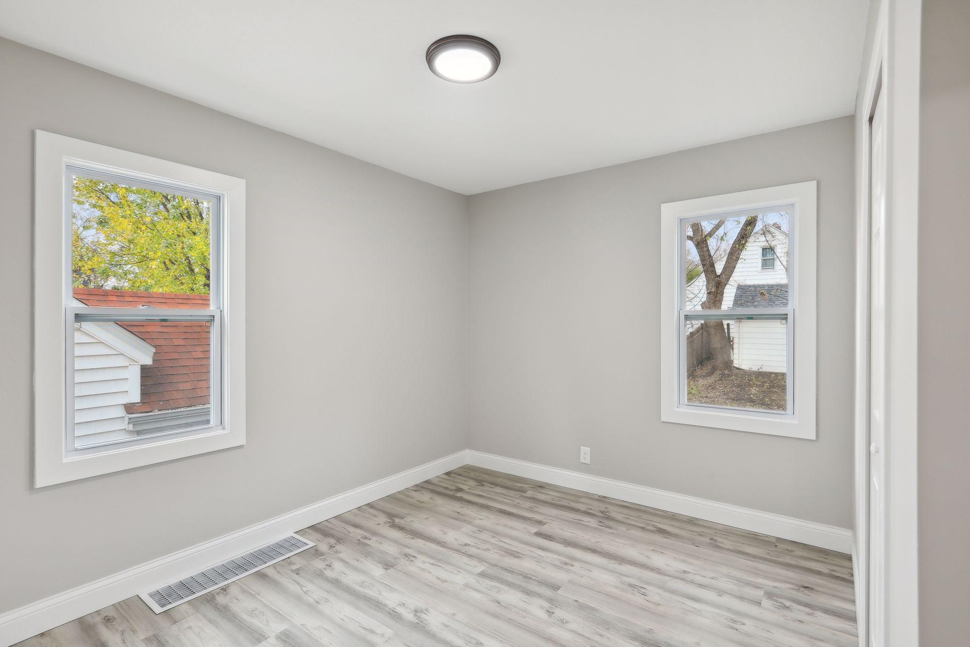 2700 Buchanan Street NE