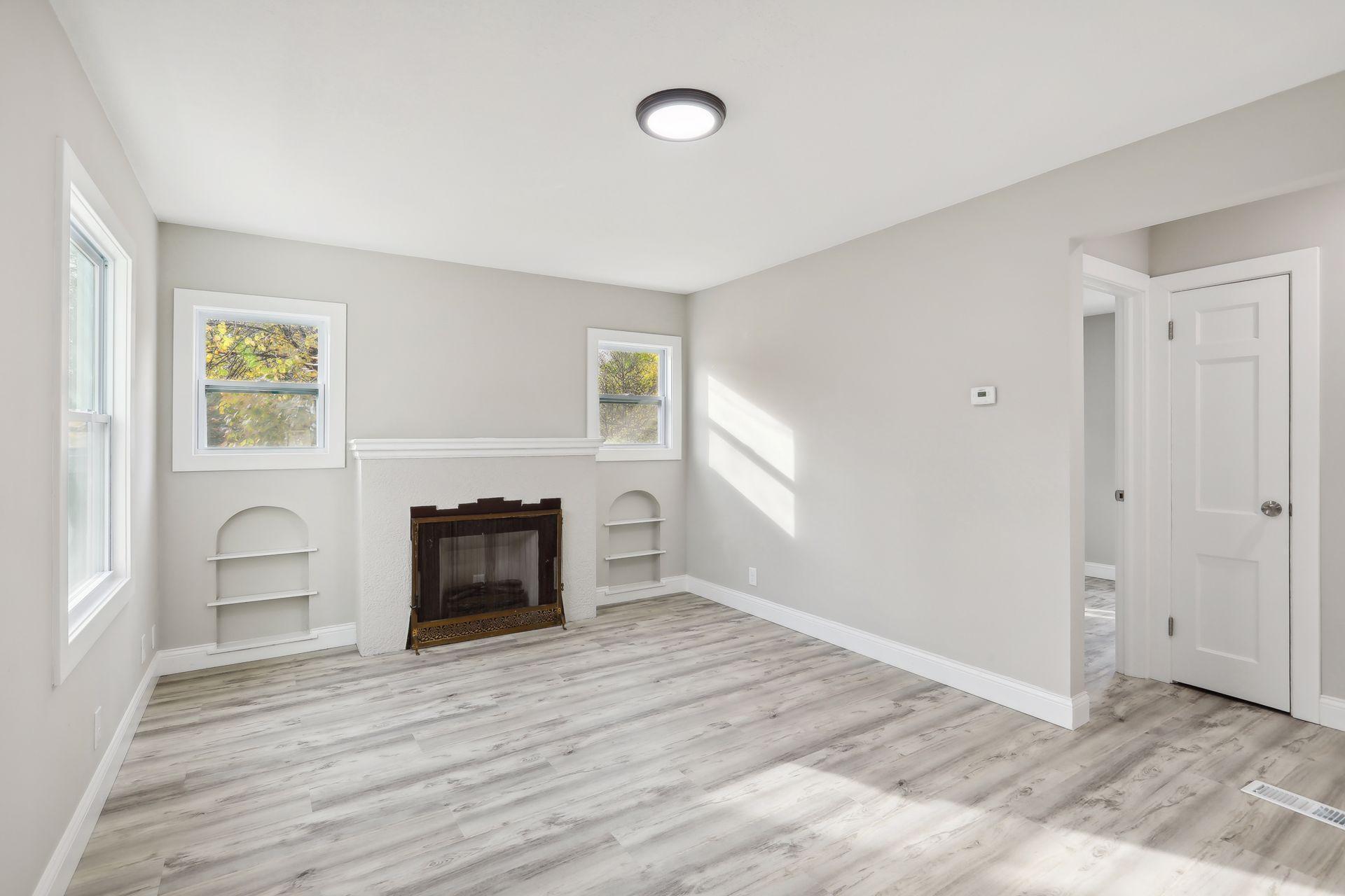 2700 Buchanan Street NE