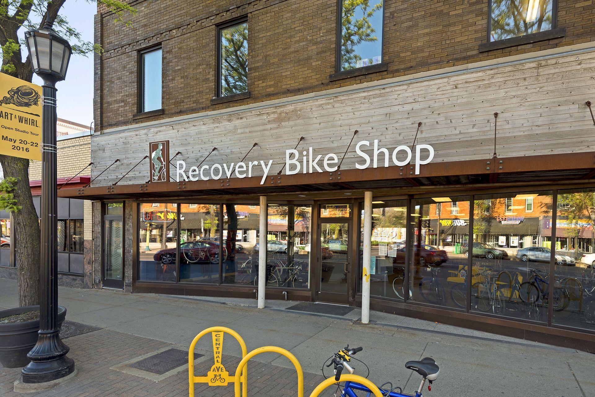 2700 Buchanan Street NE