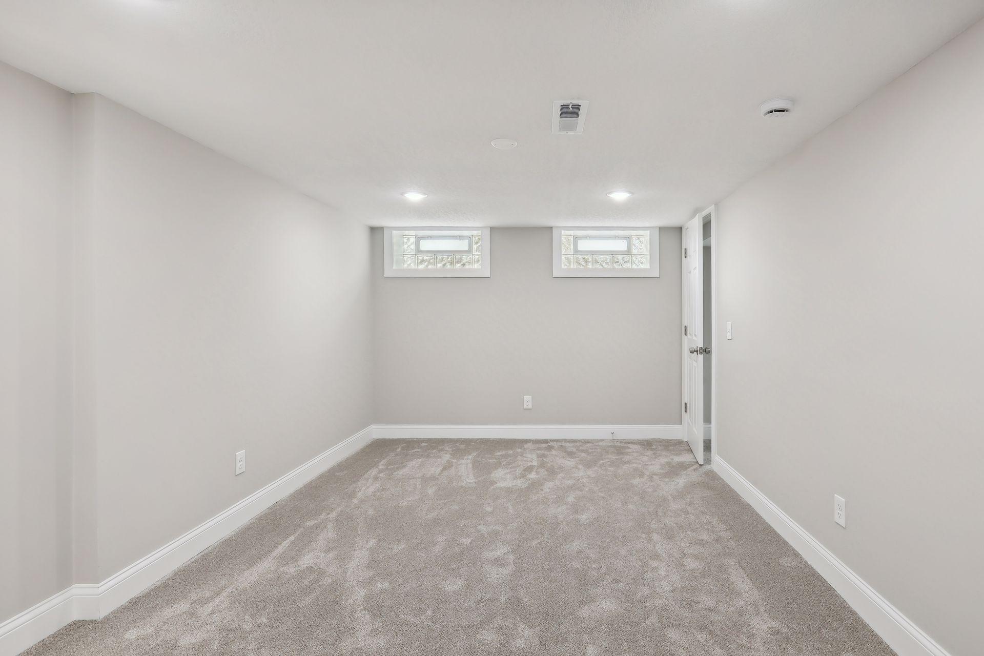 2700 Buchanan Street NE