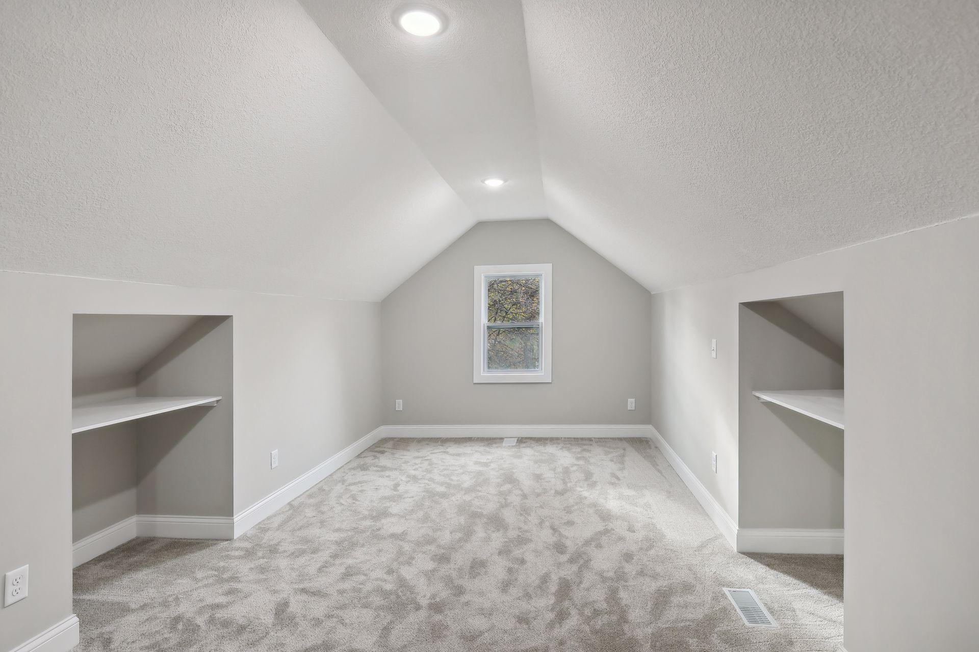 2700 Buchanan Street NE