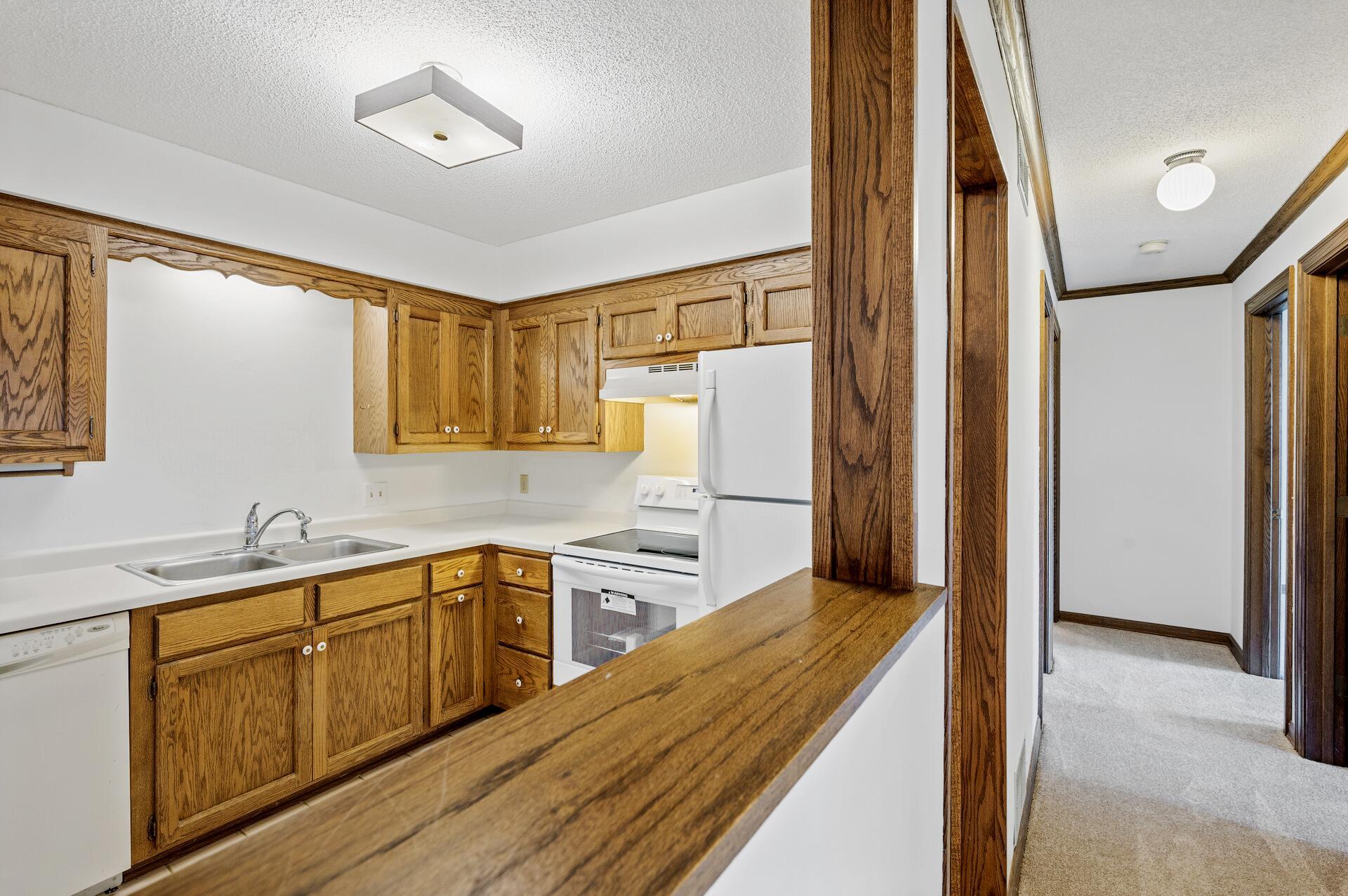 1720 3RD Avenue S Unit: 202