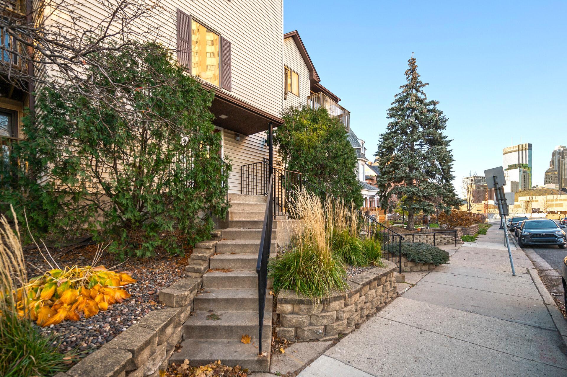 1720 3RD Avenue S Unit: 202