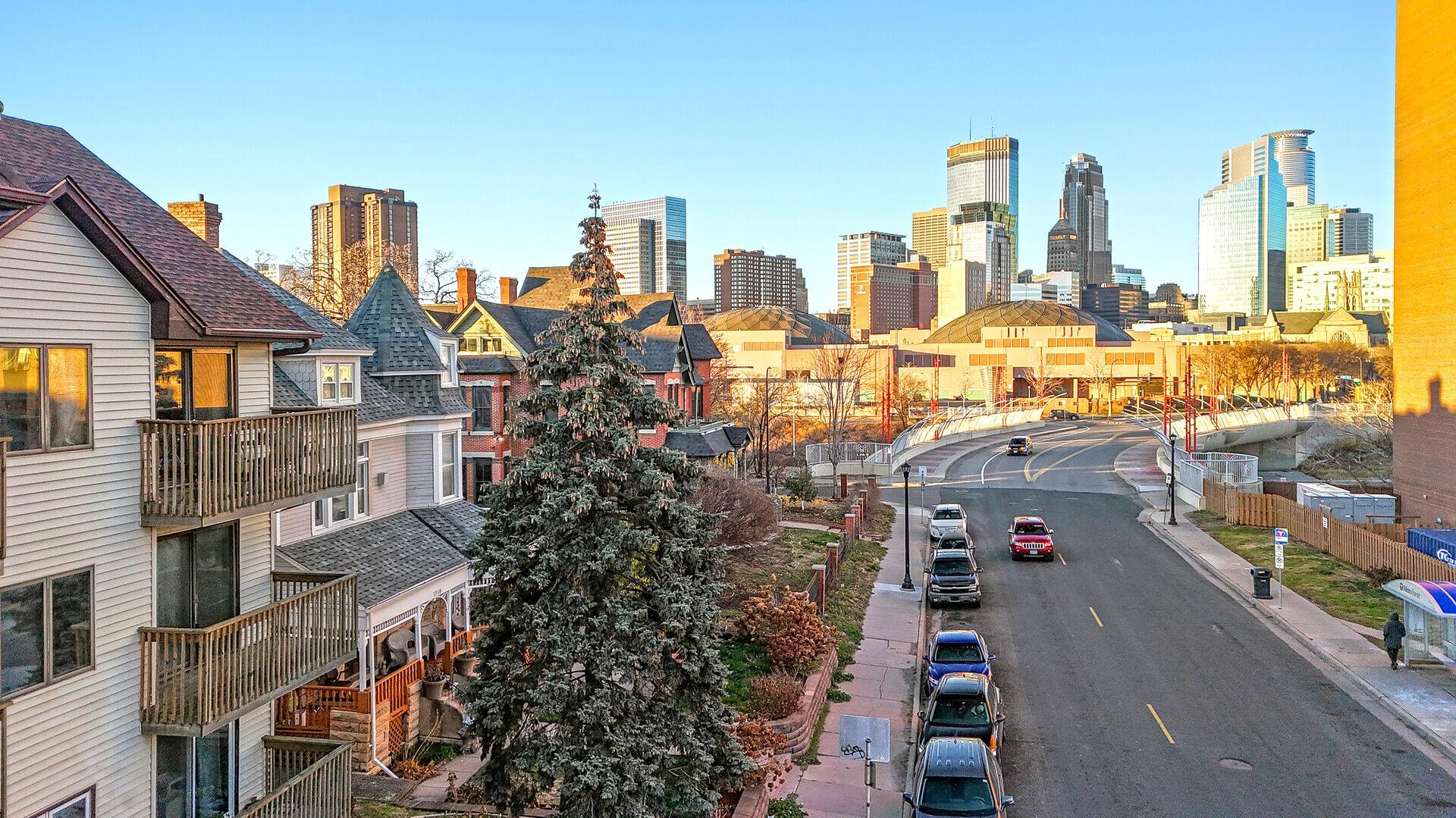 1720 3RD Avenue S Unit: 202
