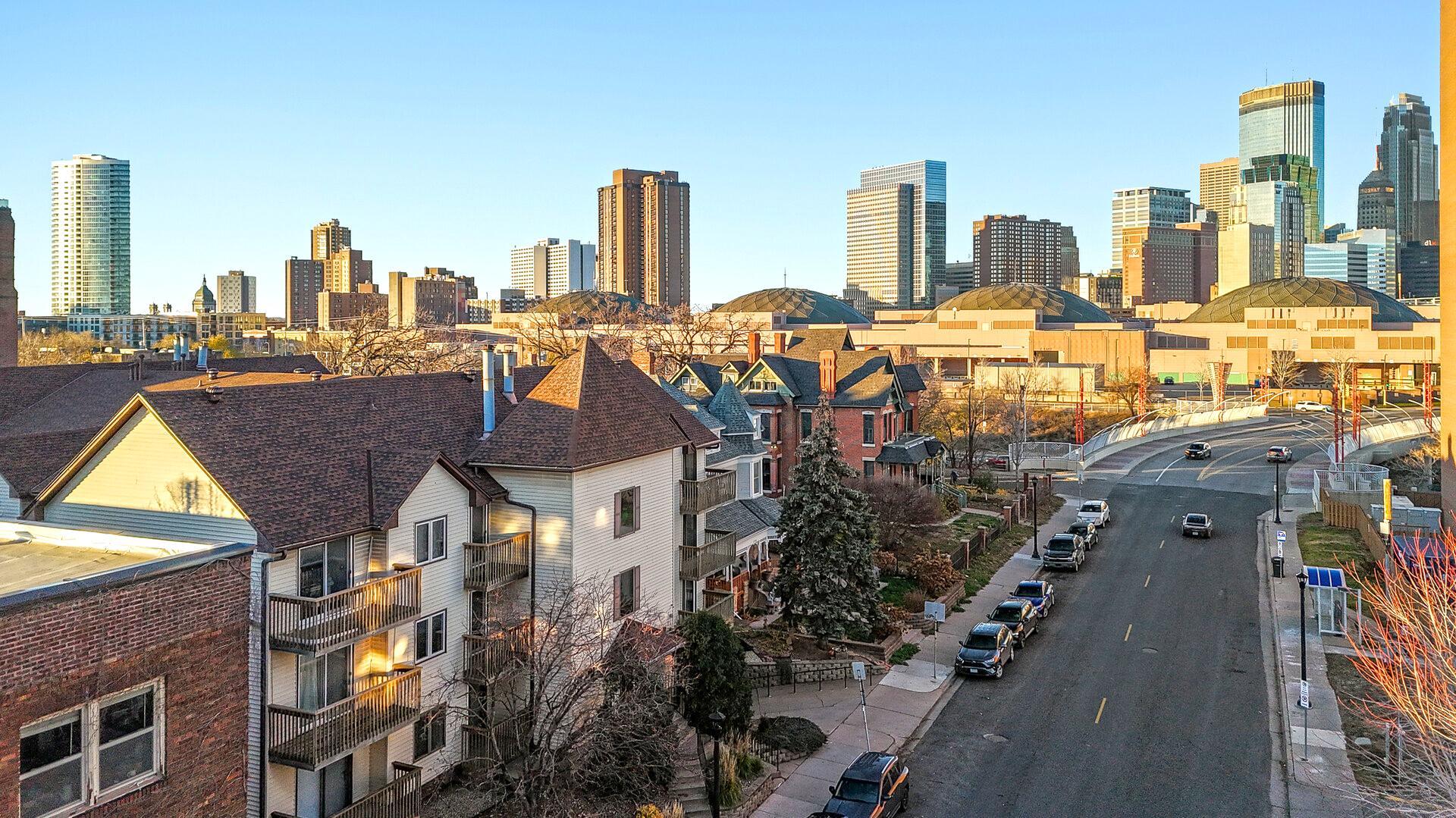 1720 3RD Avenue S Unit: 202
