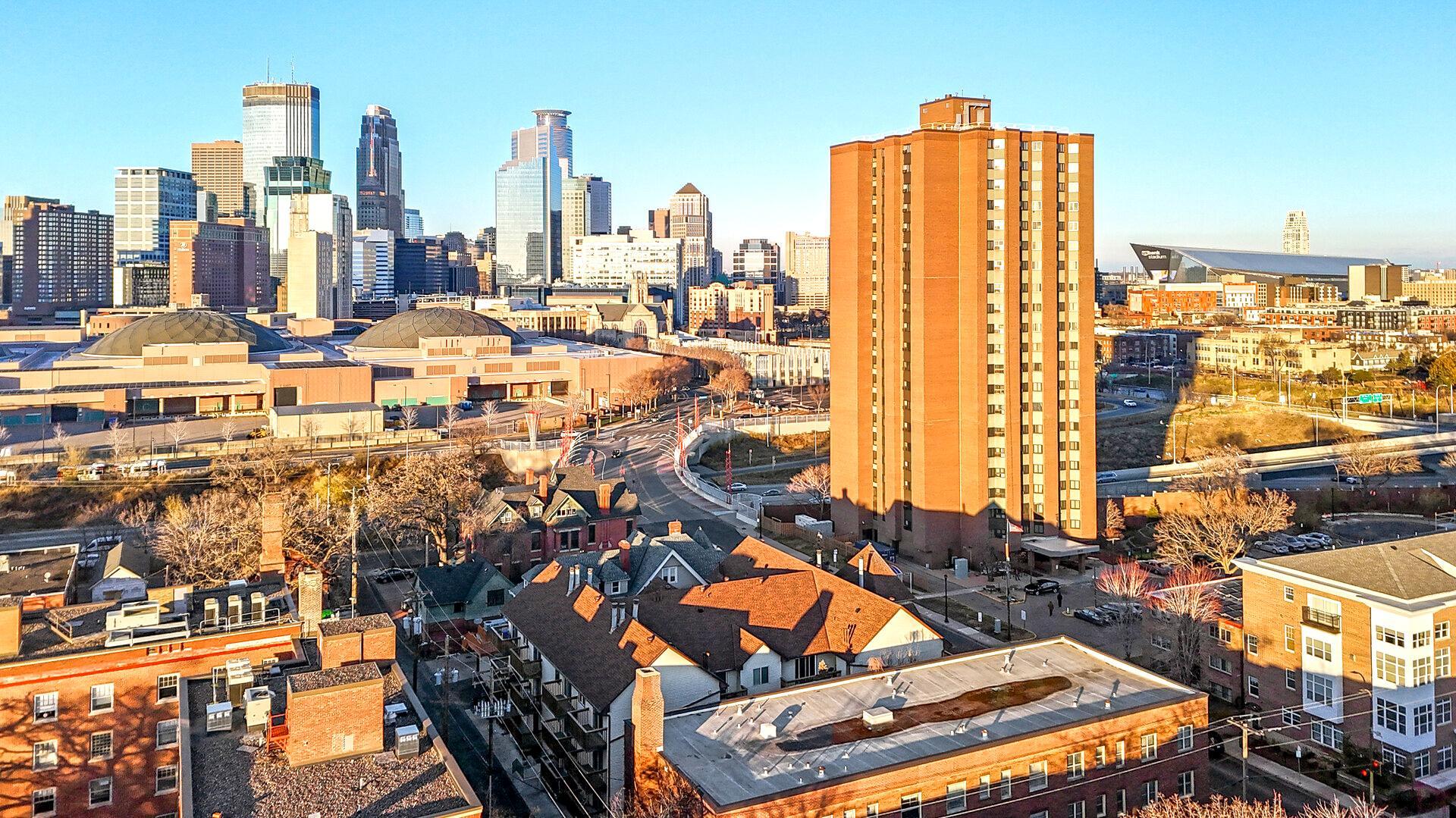 1720 3RD Avenue S Unit: 202