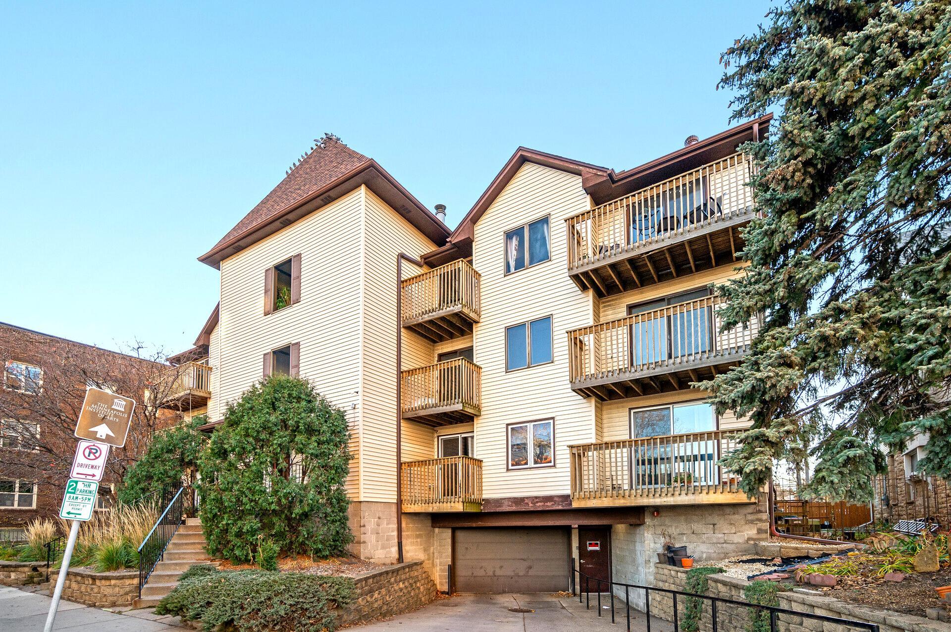 1720 3RD Avenue S Unit: 202