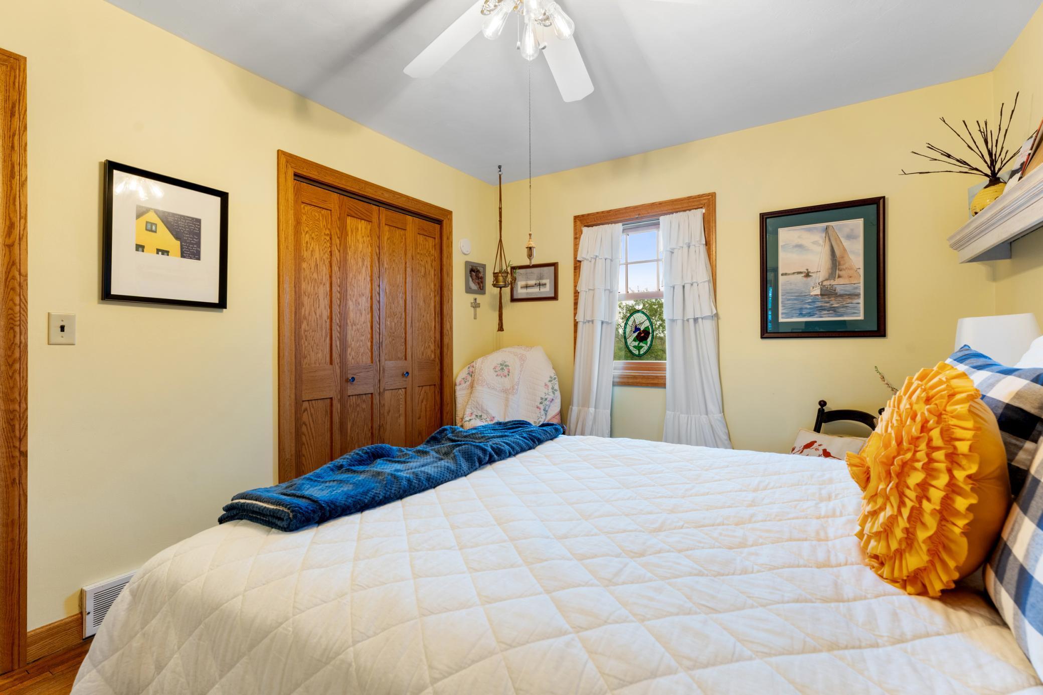 87854 MN - Highway 251