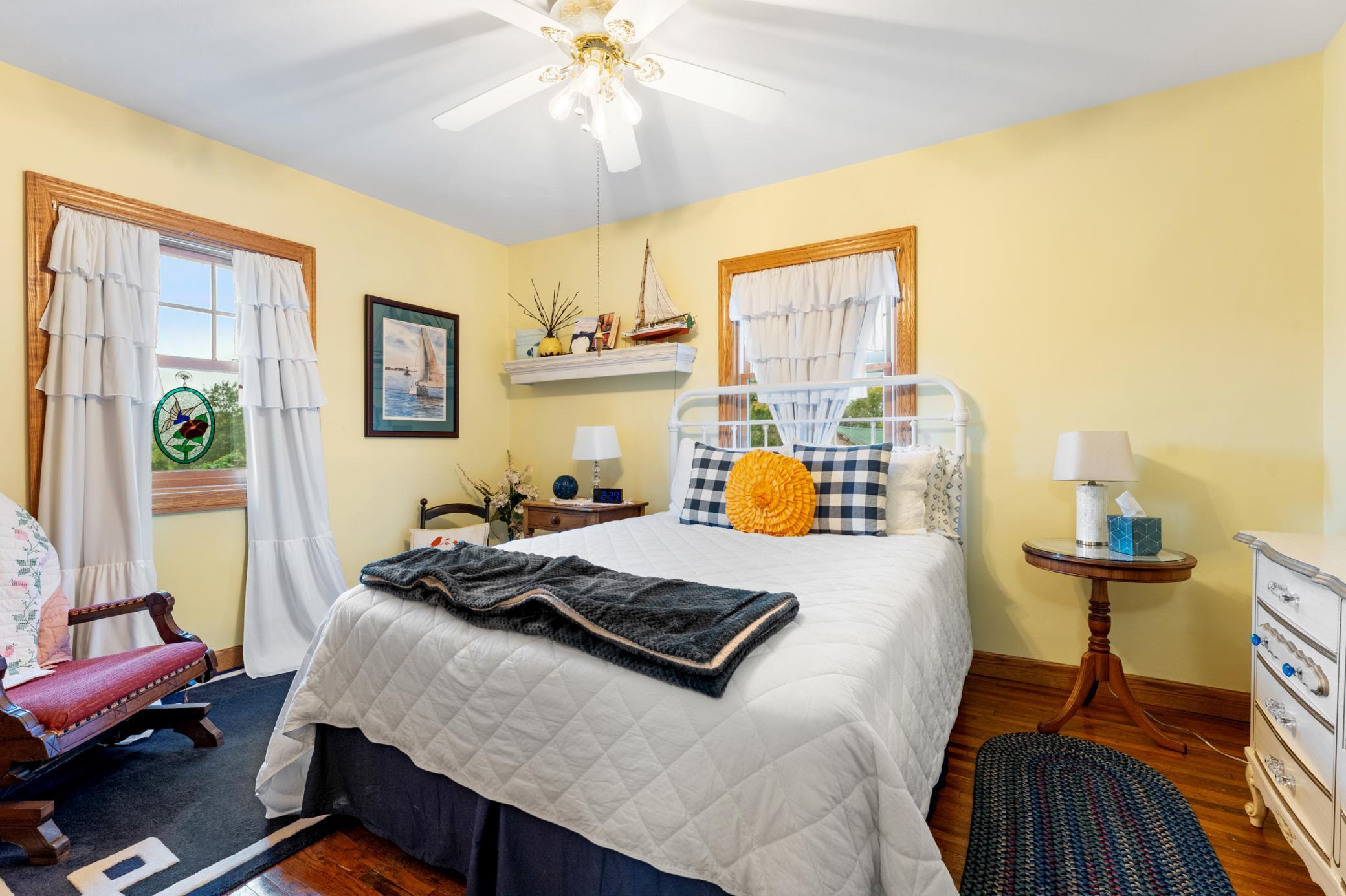 87854 MN - Highway 251