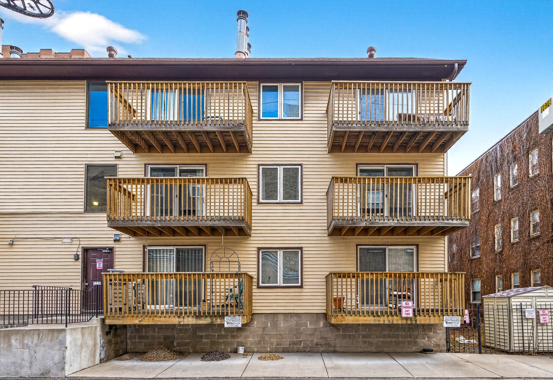 1720 3rd Avenue S Unit: 205