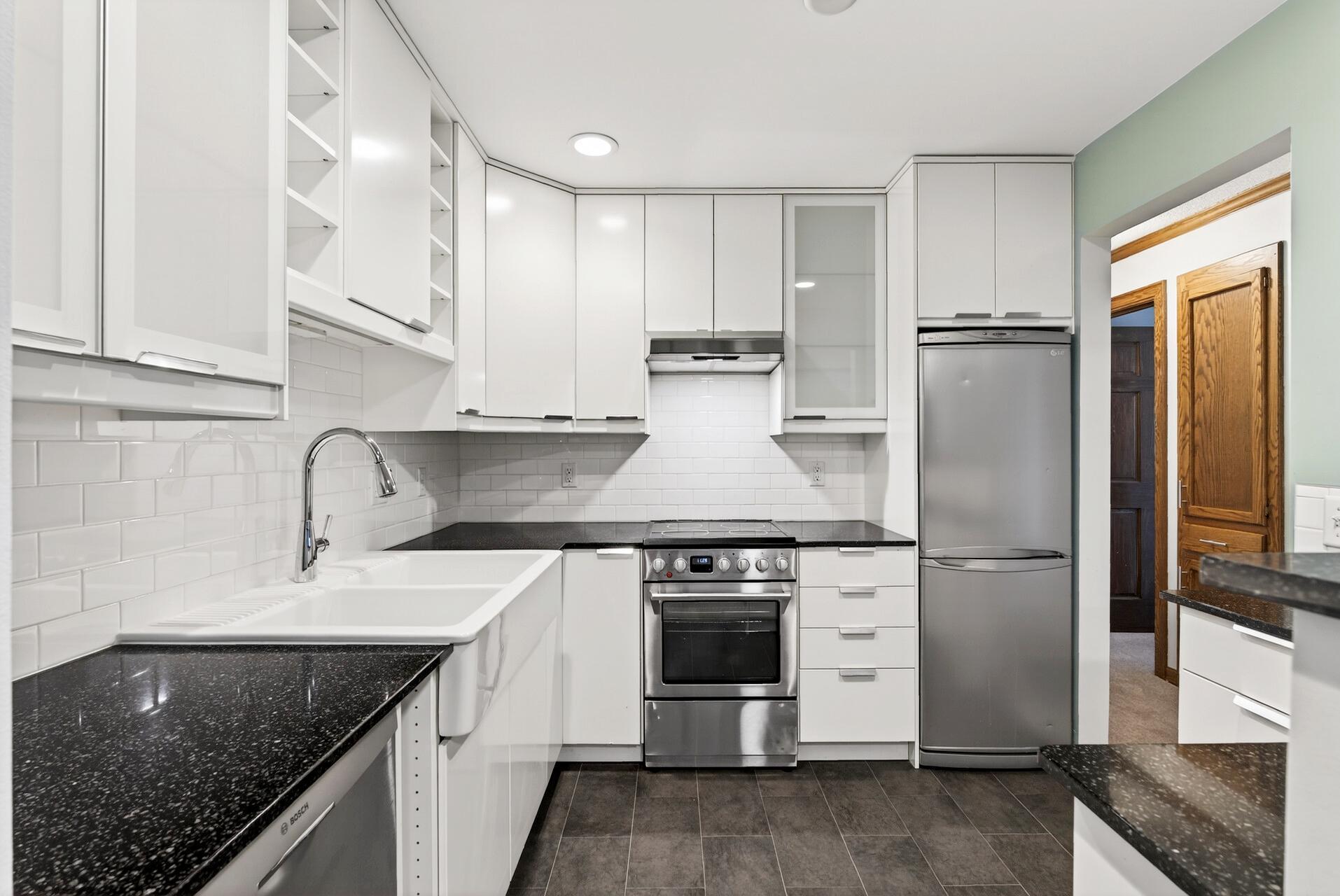 1720 3rd Avenue S Unit: 205