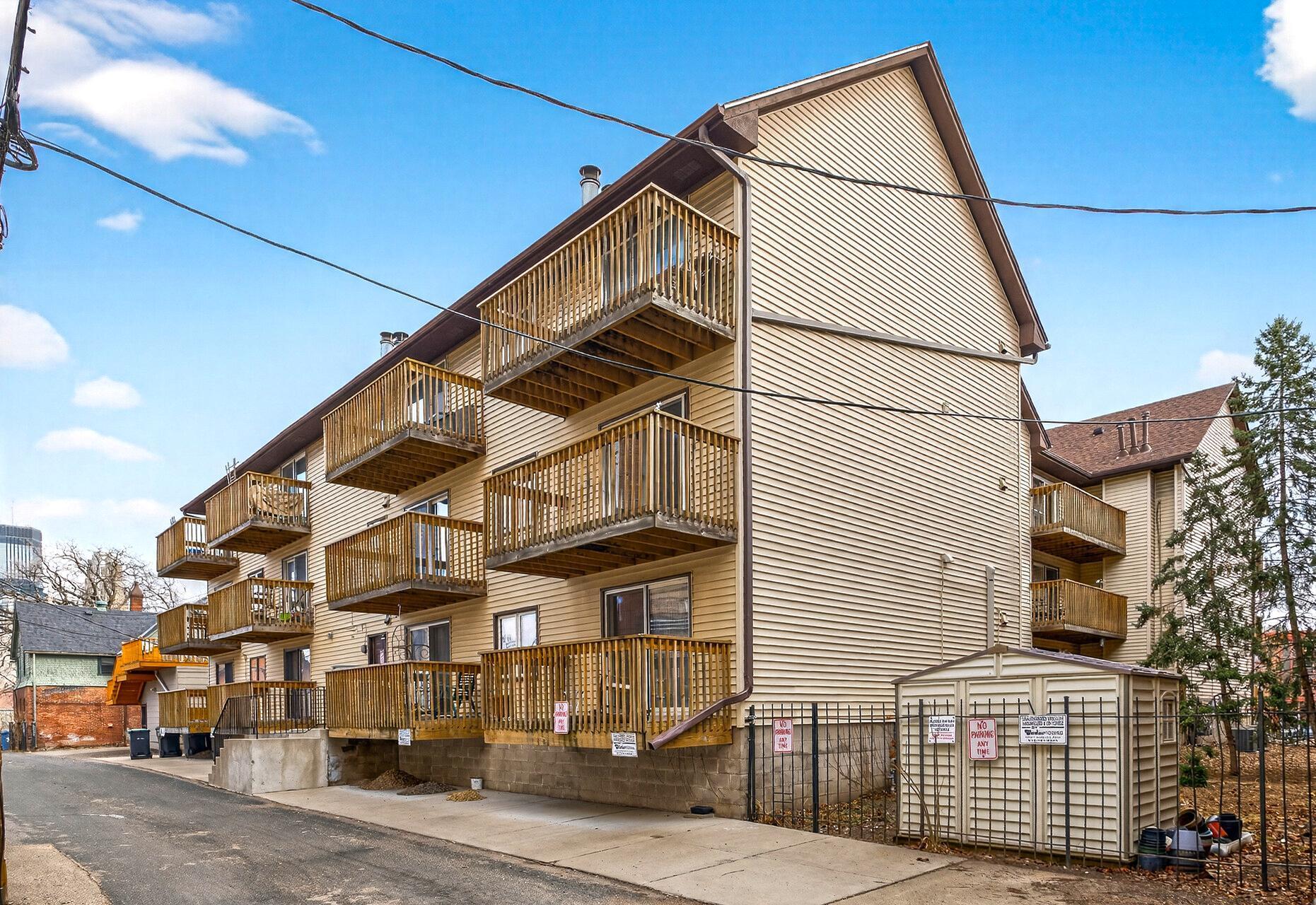 1720 3rd Avenue S Unit: 205