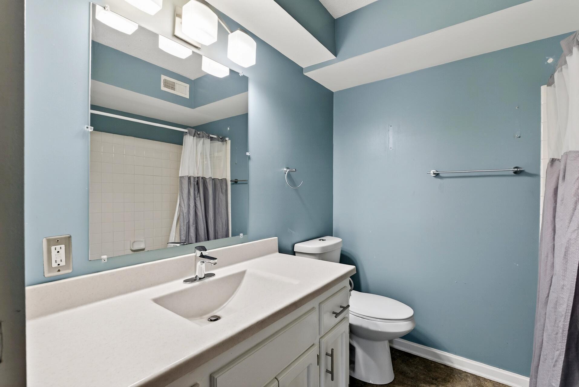 1720 3rd Avenue S Unit: 205