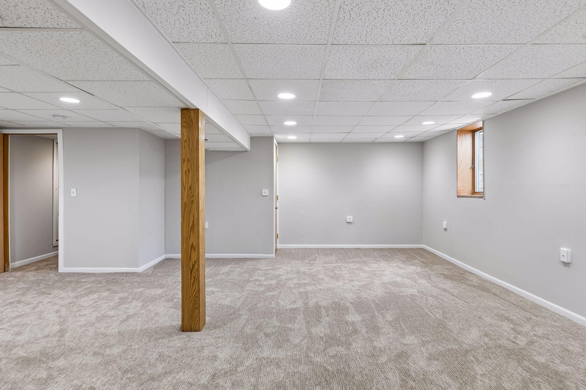 1461 Grandview Avenue E