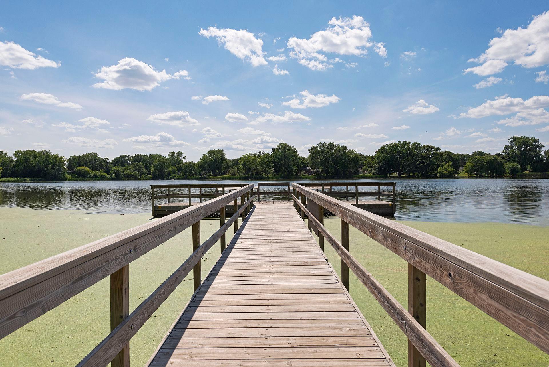 1461 Grandview Avenue E