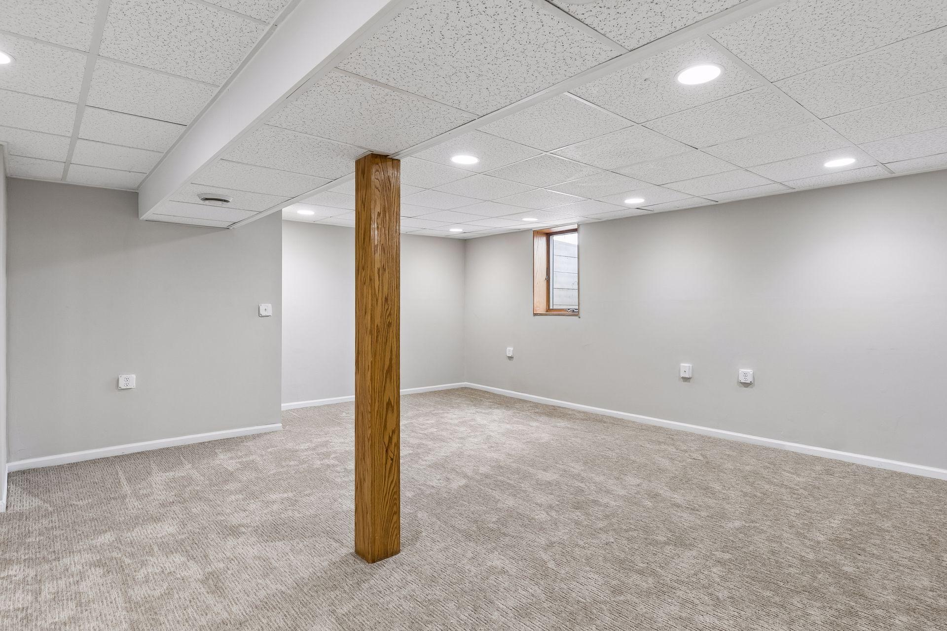 1461 Grandview Avenue E