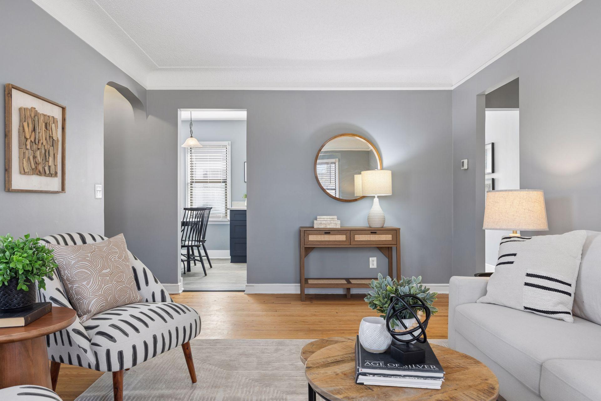 3951 Thomas Avenue N