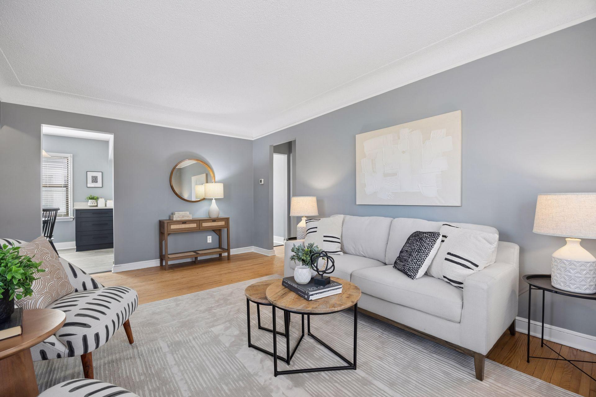 3951 Thomas Avenue N