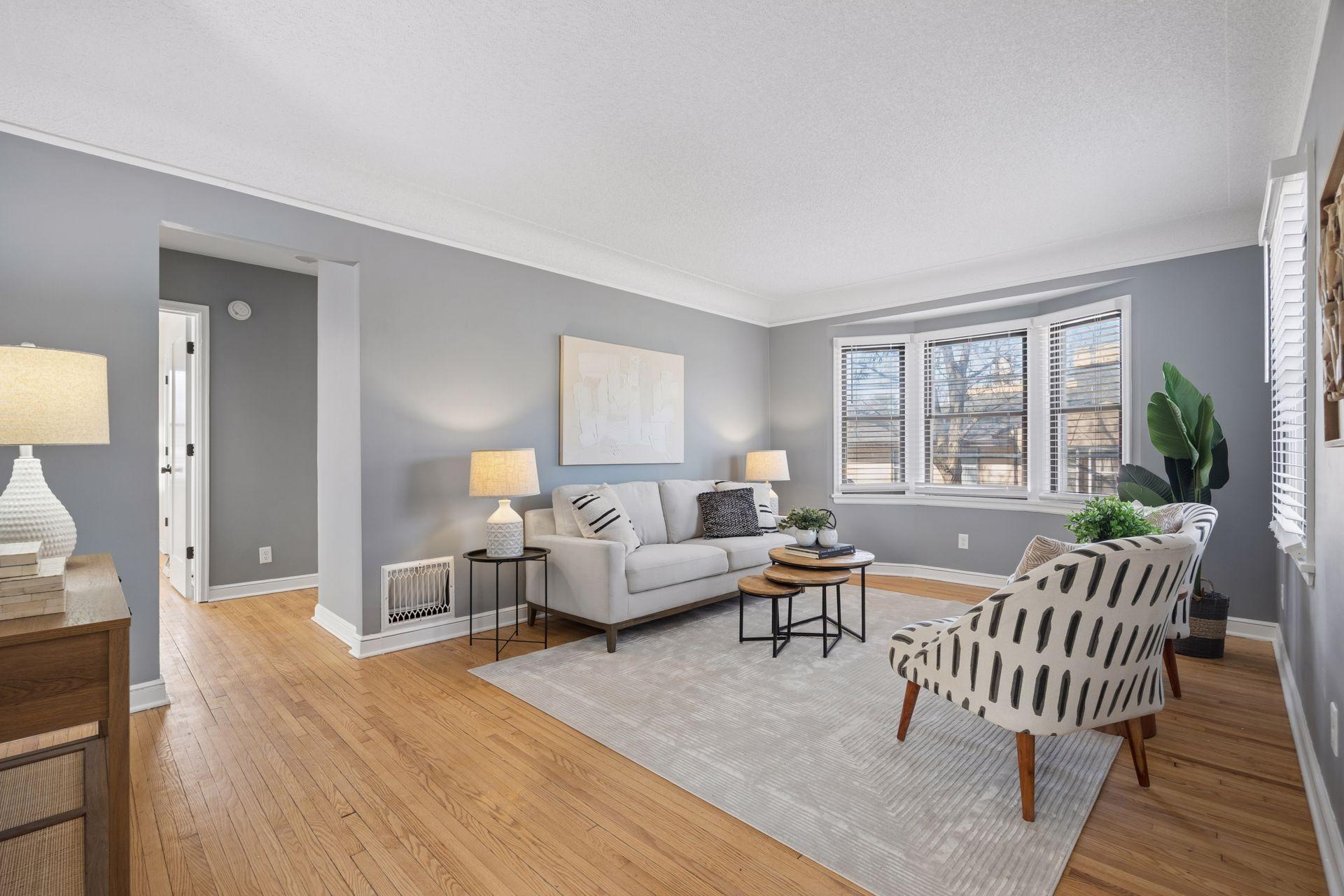 3951 Thomas Avenue N