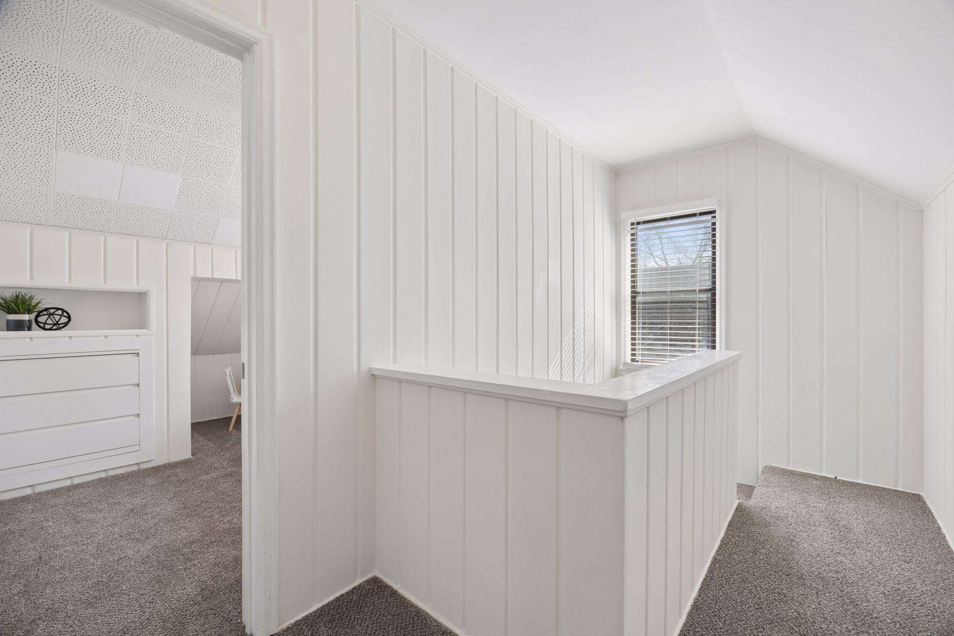 3951 Thomas Avenue N