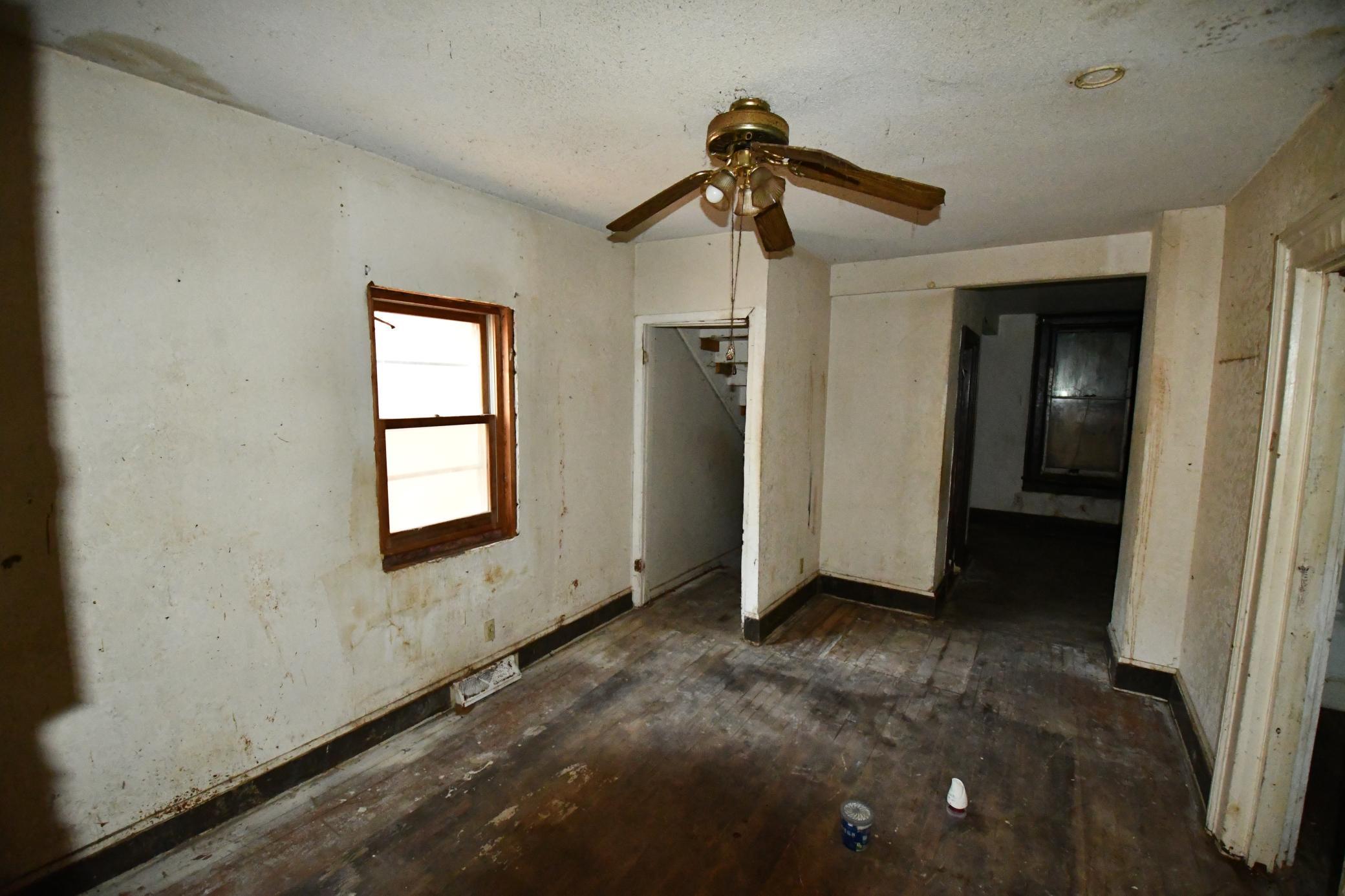 711 Bedford Street