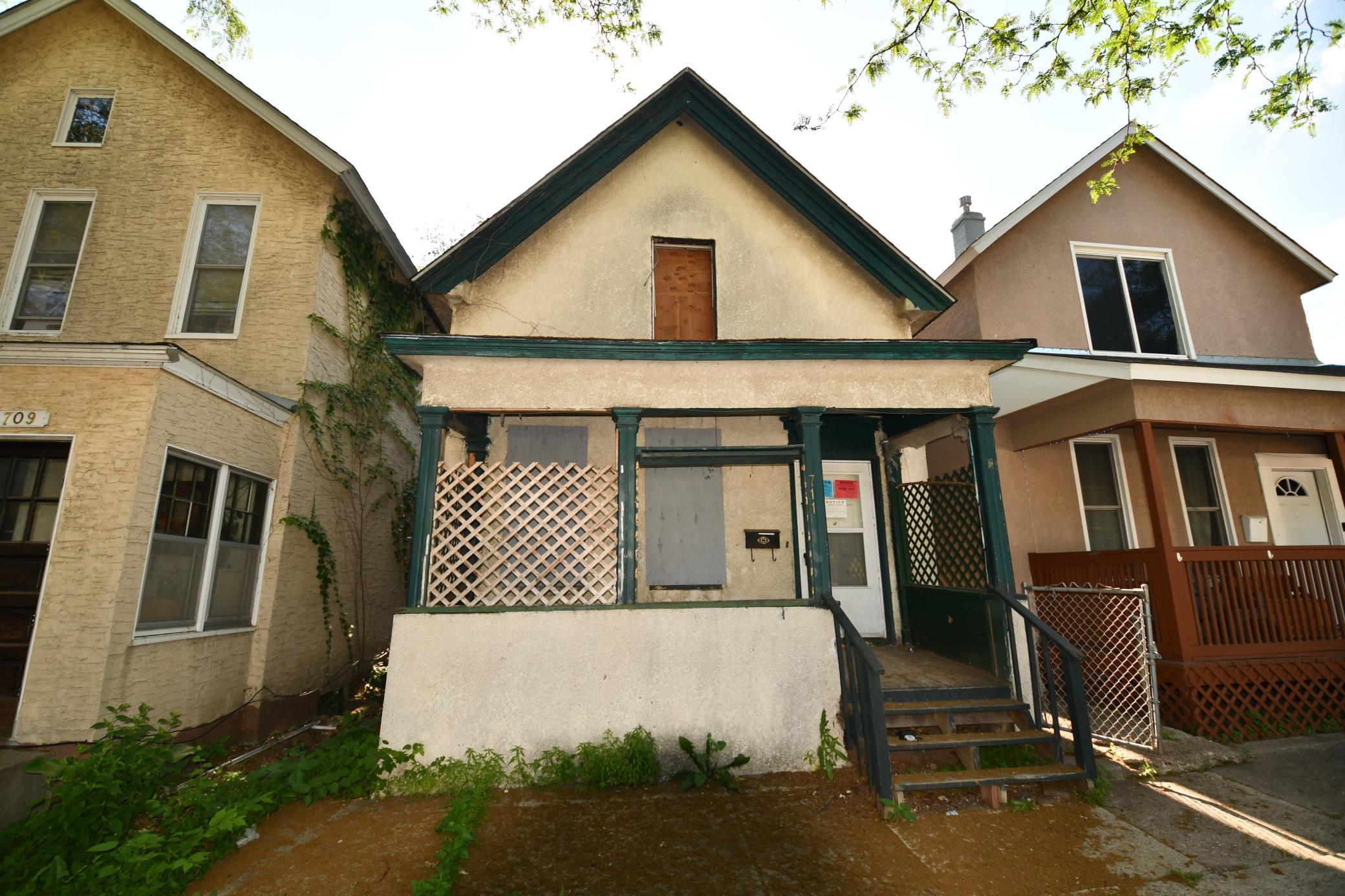 711 Bedford Street