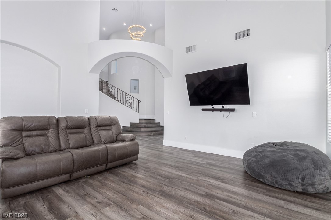 8275 West Torino Avenue