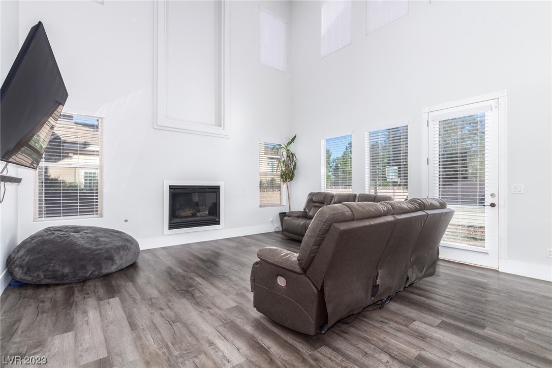 8275 West Torino Avenue