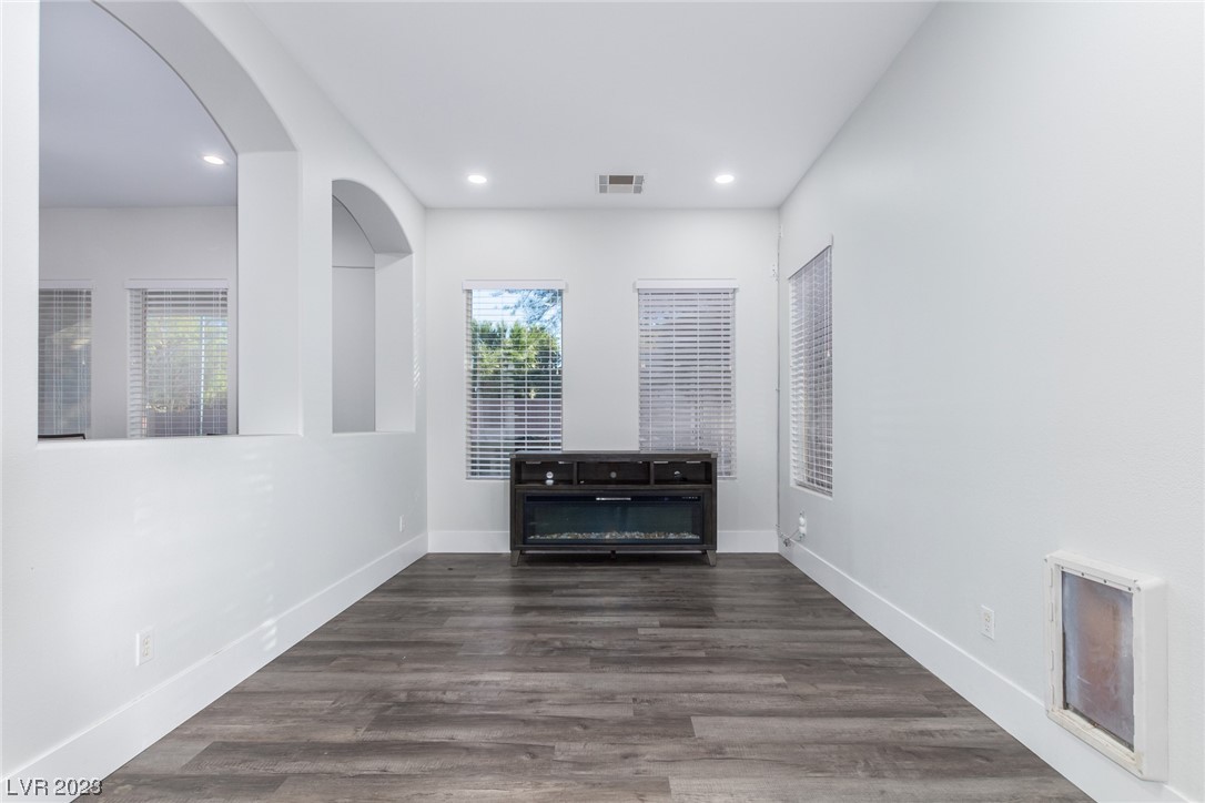 8275 West Torino Avenue