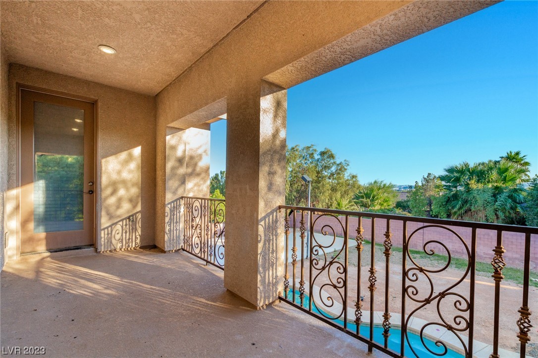 8275 West Torino Avenue