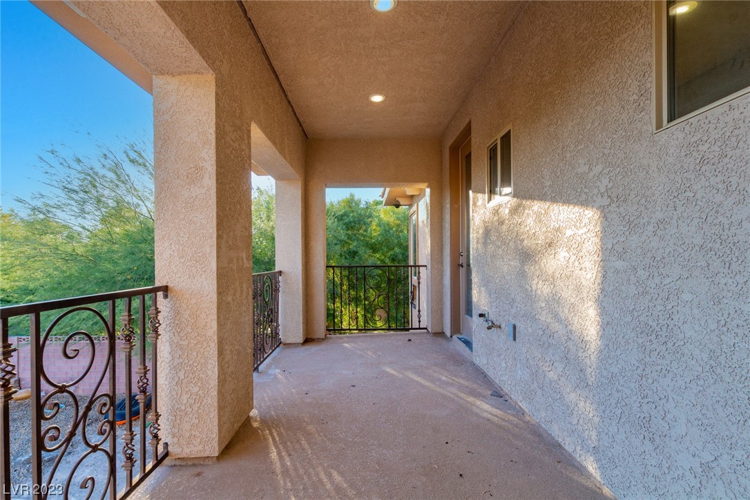 8275 West Torino Avenue