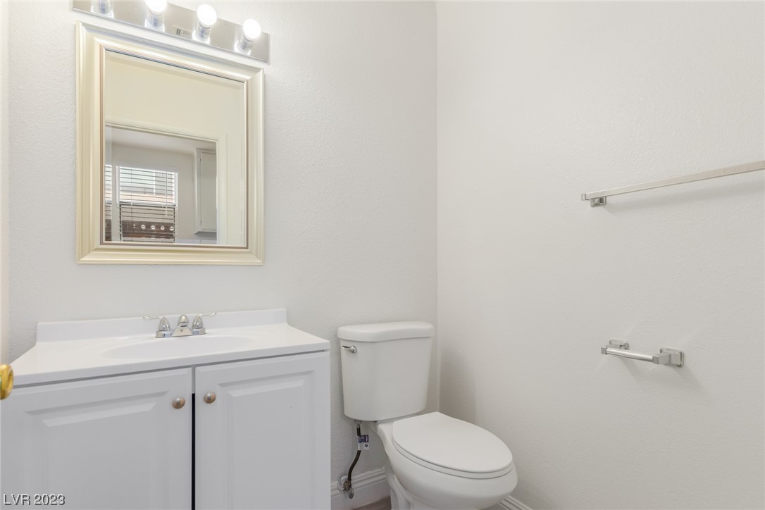 7739 Kalmalii Avenue