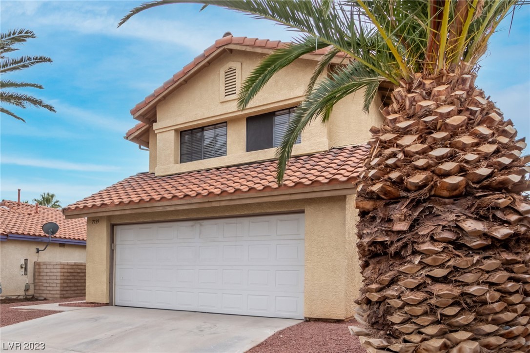 7739 Kalmalii Avenue