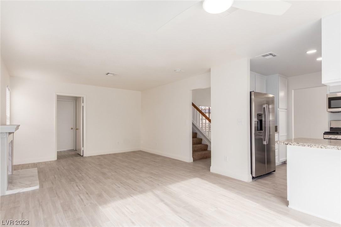 7739 Kalmalii Avenue