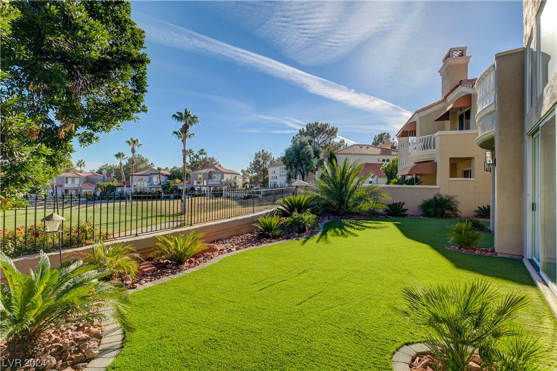 8225 Horseshoe Bend Lane