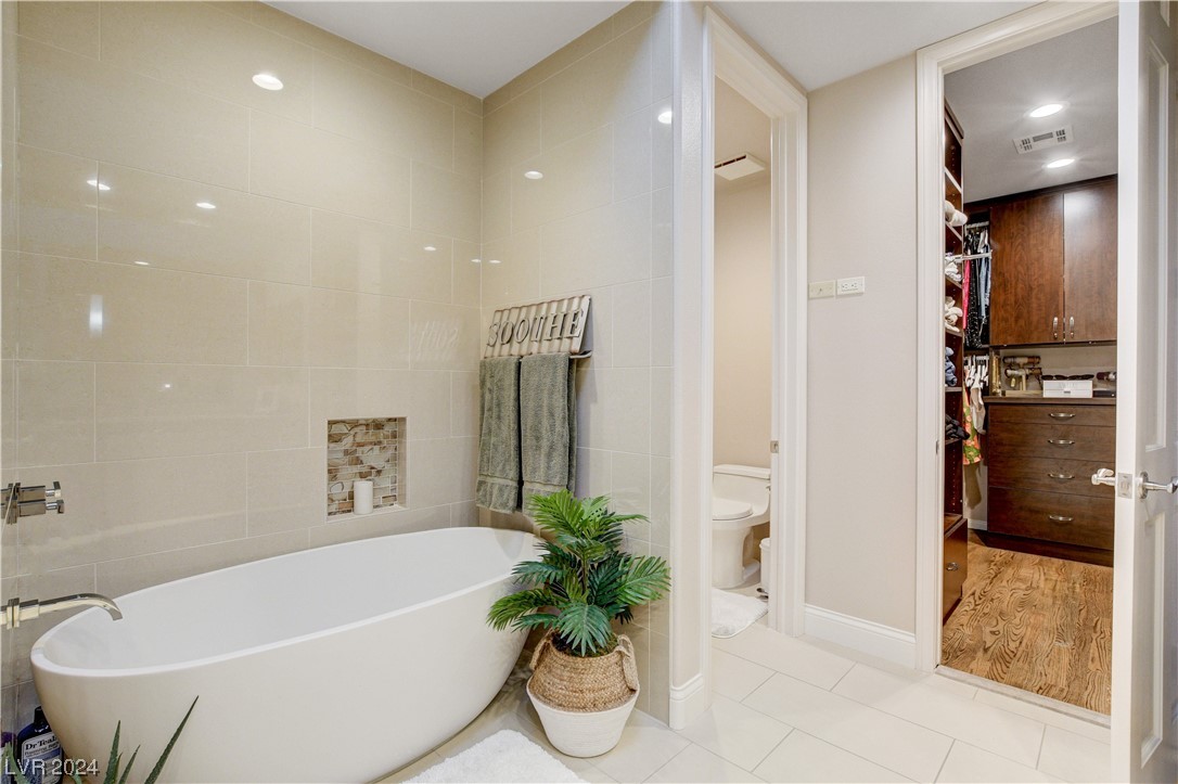 8225 Horseshoe Bend Lane