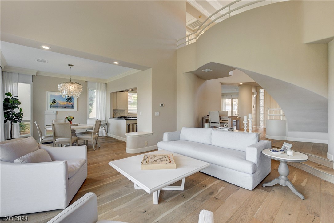 8225 Horseshoe Bend Lane