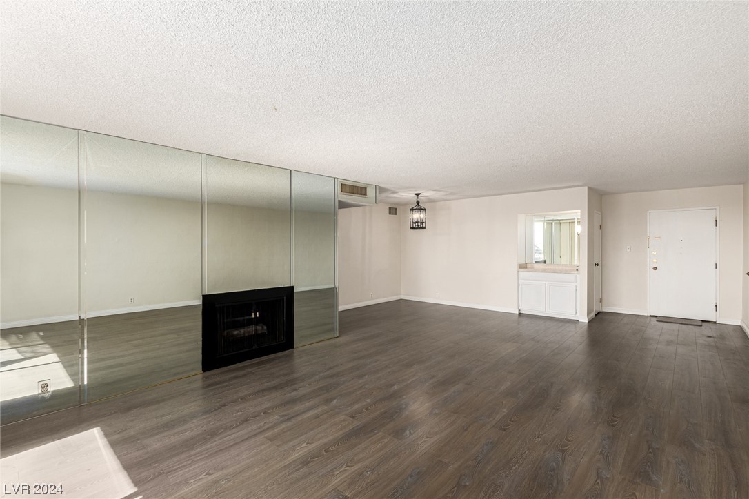 730 South Royal Crest Circle 441