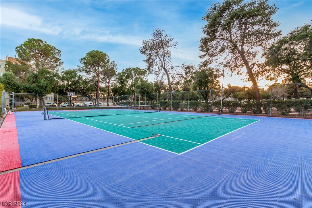 730 South Royal Crest Circle 441