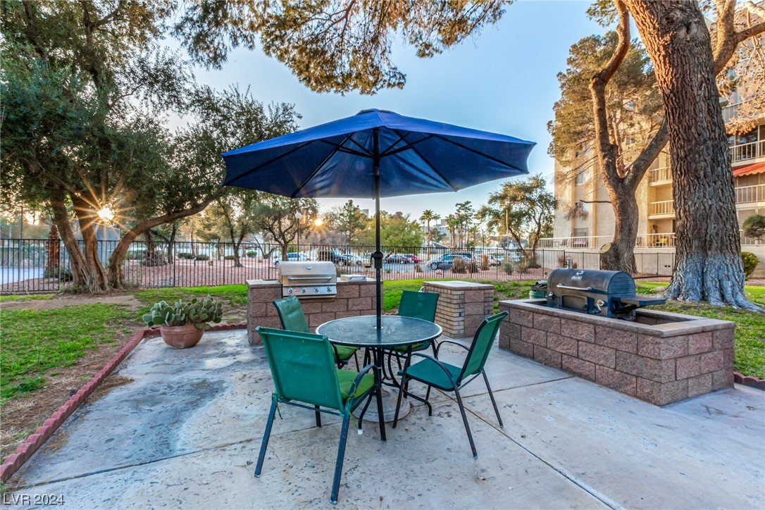 730 South Royal Crest Circle 441