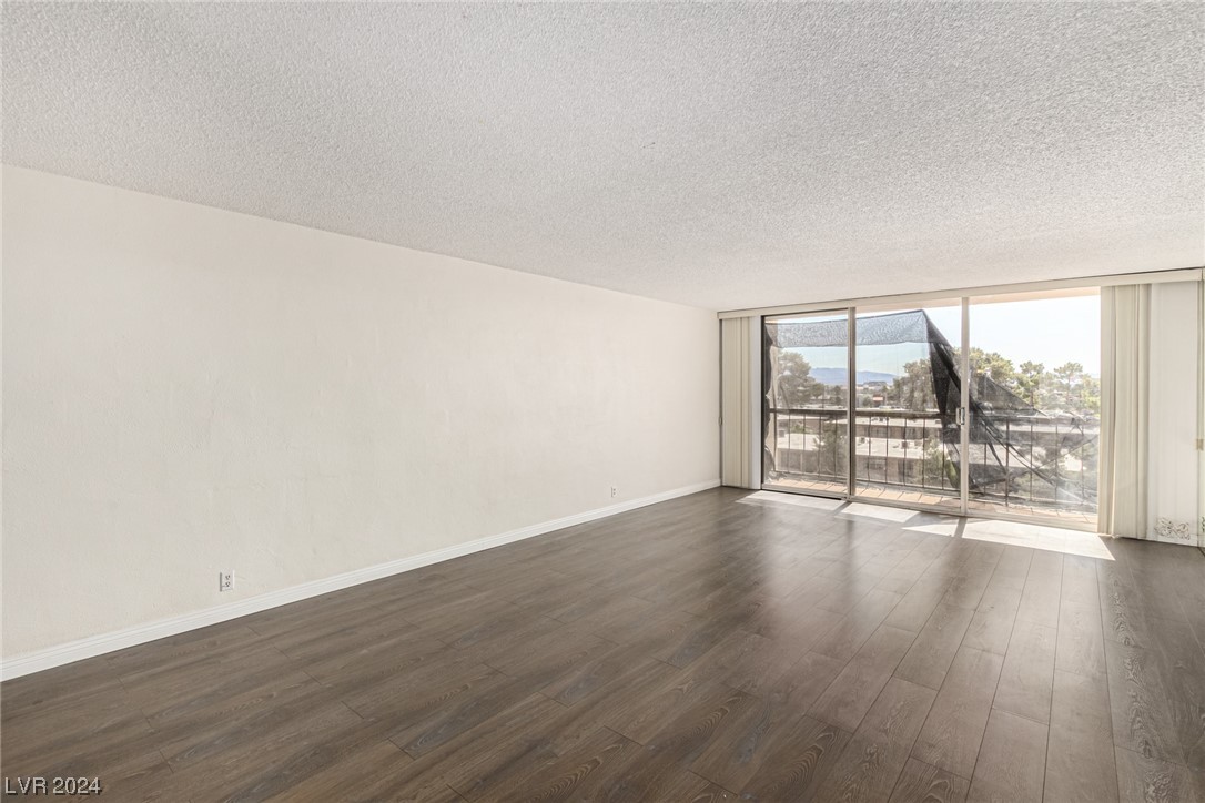 730 South Royal Crest Circle 441