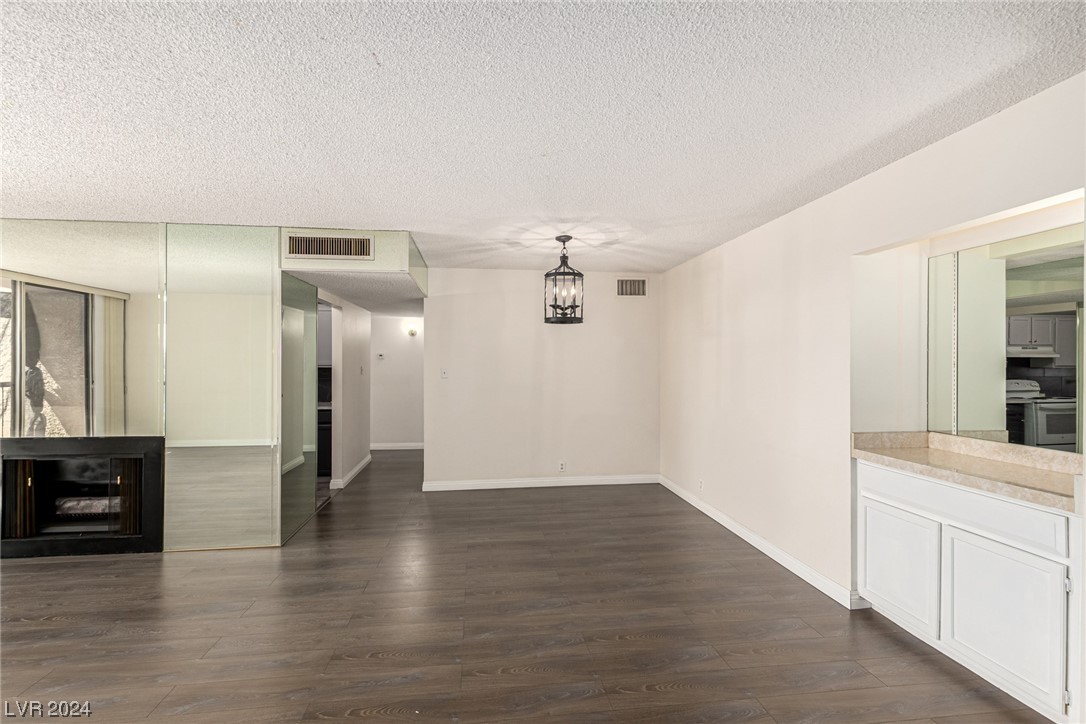 730 South Royal Crest Circle 441