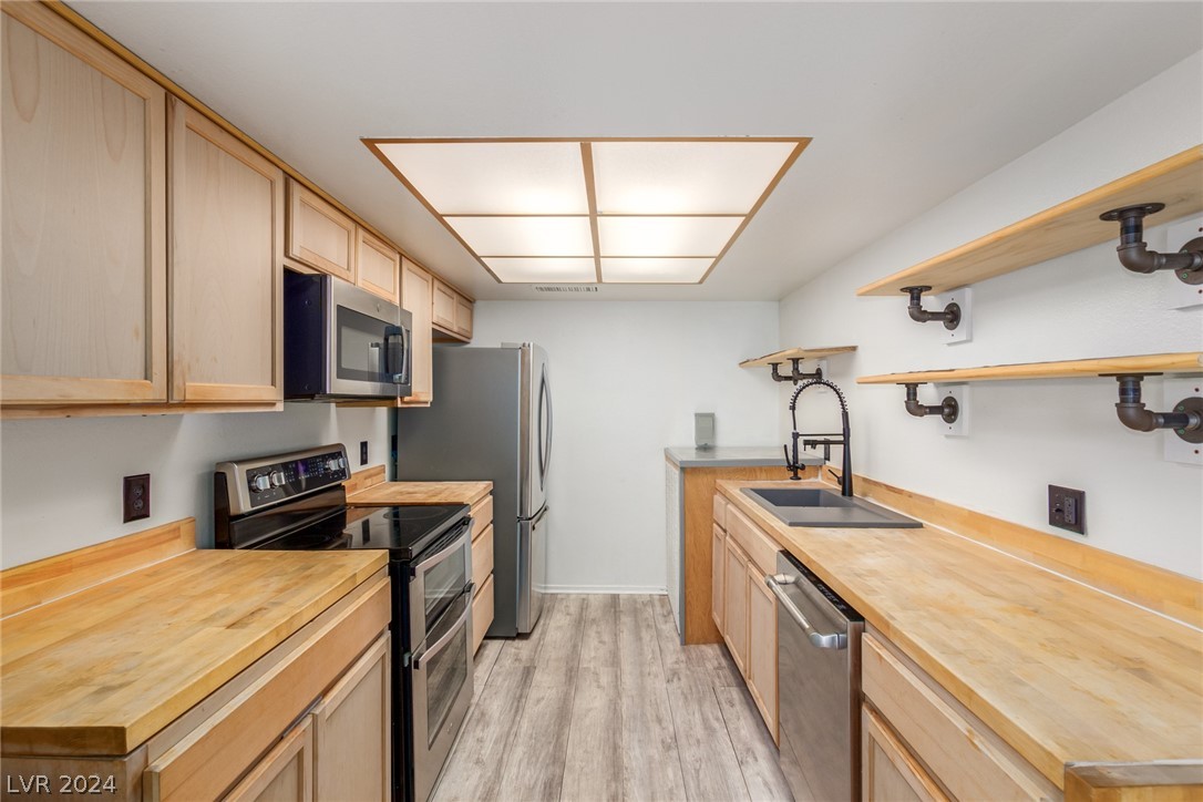 230 Brookside Lane D