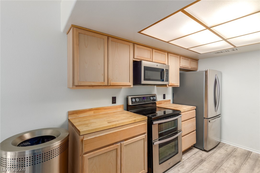 230 Brookside Lane D