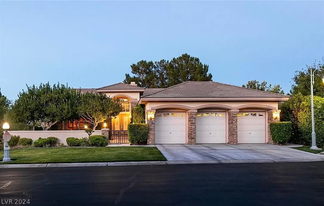 800 Aquitaine Court